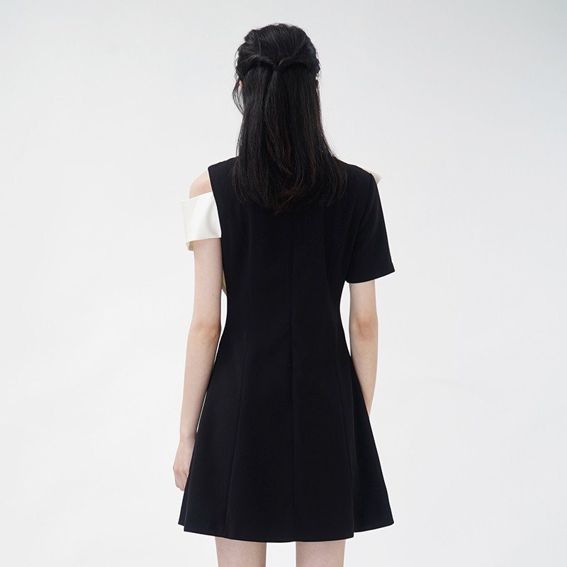 WEWE/唯唯 夏季新品圆领短袖个性黑白撞色收腰连衣裙A字短裙5