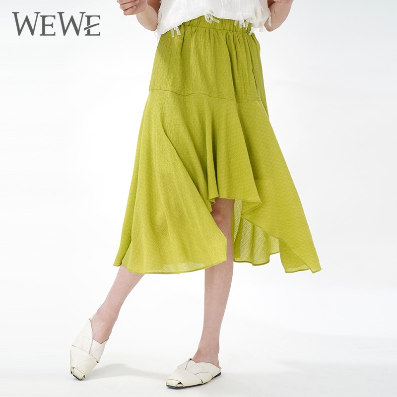 WEWE/唯唯 夏季新品纯色松紧腰拼接抽褶不规则伞裙中长裙1